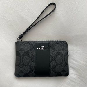 Coach corner zip wristlet wallet